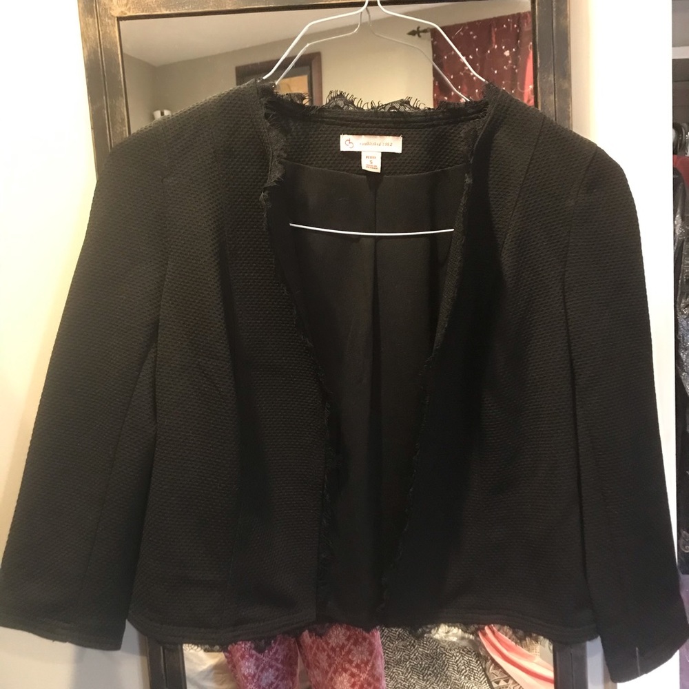 Bolero jacket. 3/4 sleeves.Nice fabric.Cover up